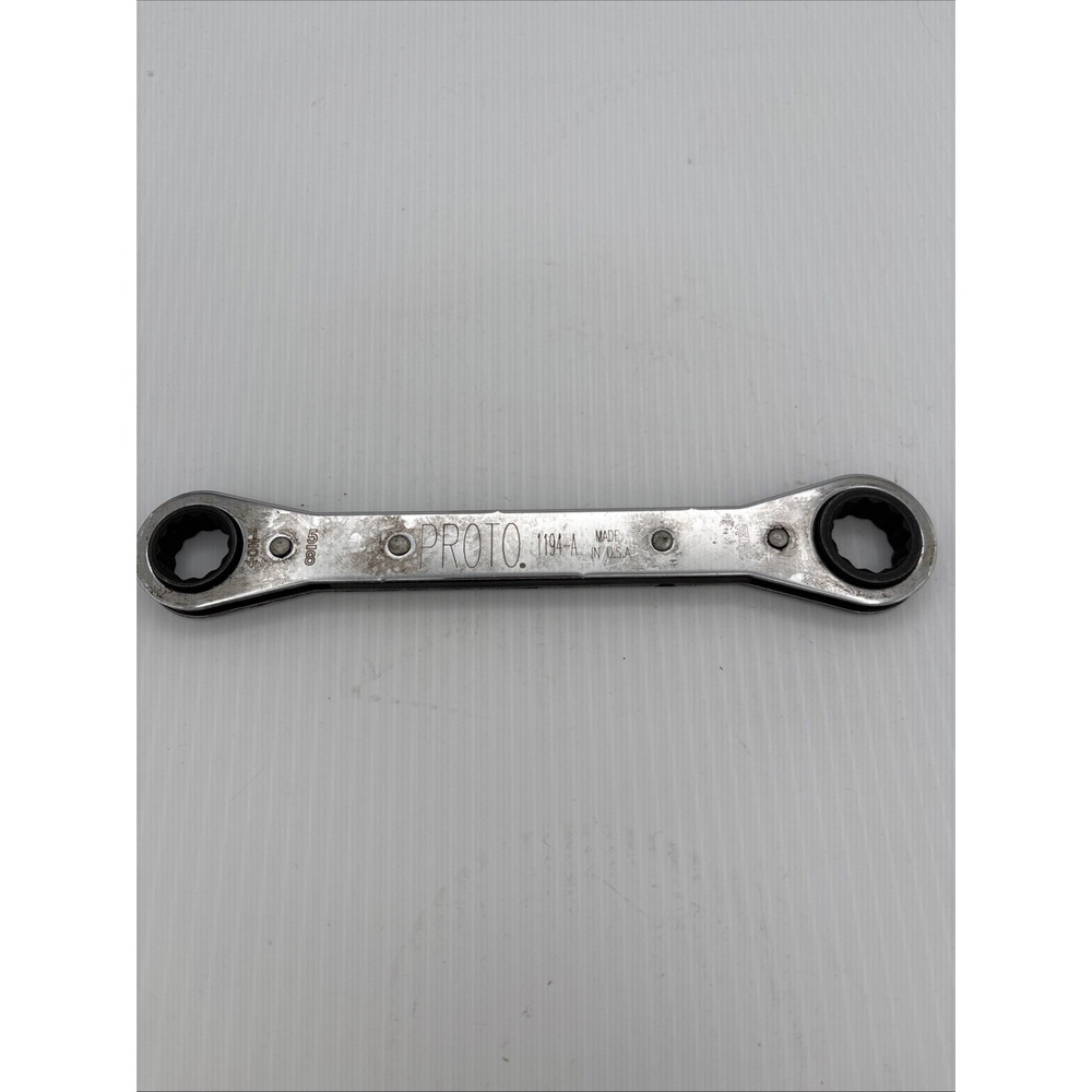 PROTO 1194-A 5/8" x 11/16" 12 Pt Ratcheting Box Wrench DBL End 8-3/32" OAL (BN3)